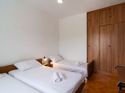 Apartment Three bedroom apartment with terrace and sea view Splitska, Brač A-2867-a - Outdoor photo 15