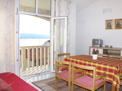 Apartment Two bedroom apartment near beach Bol, Brač A-2905-a - Outdoor photo 8