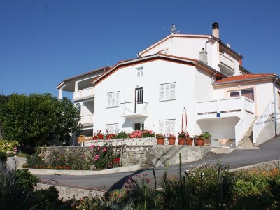 Apartment Two bedroom apartment with terrace and sea view Kampor, Rab A-5058-a - Outdoor photo 3