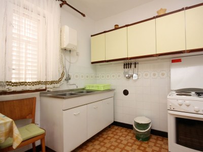 Apartment Two bedroom apartment with terrace and sea view Kampor, Rab A-5058-a - Outdoor photo 14