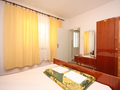 Apartment Two bedroom apartment with terrace and sea view Kampor, Rab A-5058-a - Outdoor photo 21