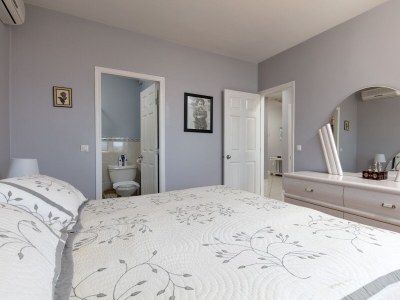 Apartment Three bedroom apartment with terrace and sea view Sumartin, Brač A-2940-d - Outdoor photo 15