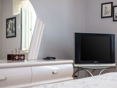 Apartment Three bedroom apartment with terrace and sea view Sumartin, Brač A-2940-d - Outdoor photo 17