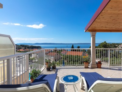Apartment Three bedroom apartment with terrace and sea view Sumartin, Brač A-2940-d - Outdoor photo 37
