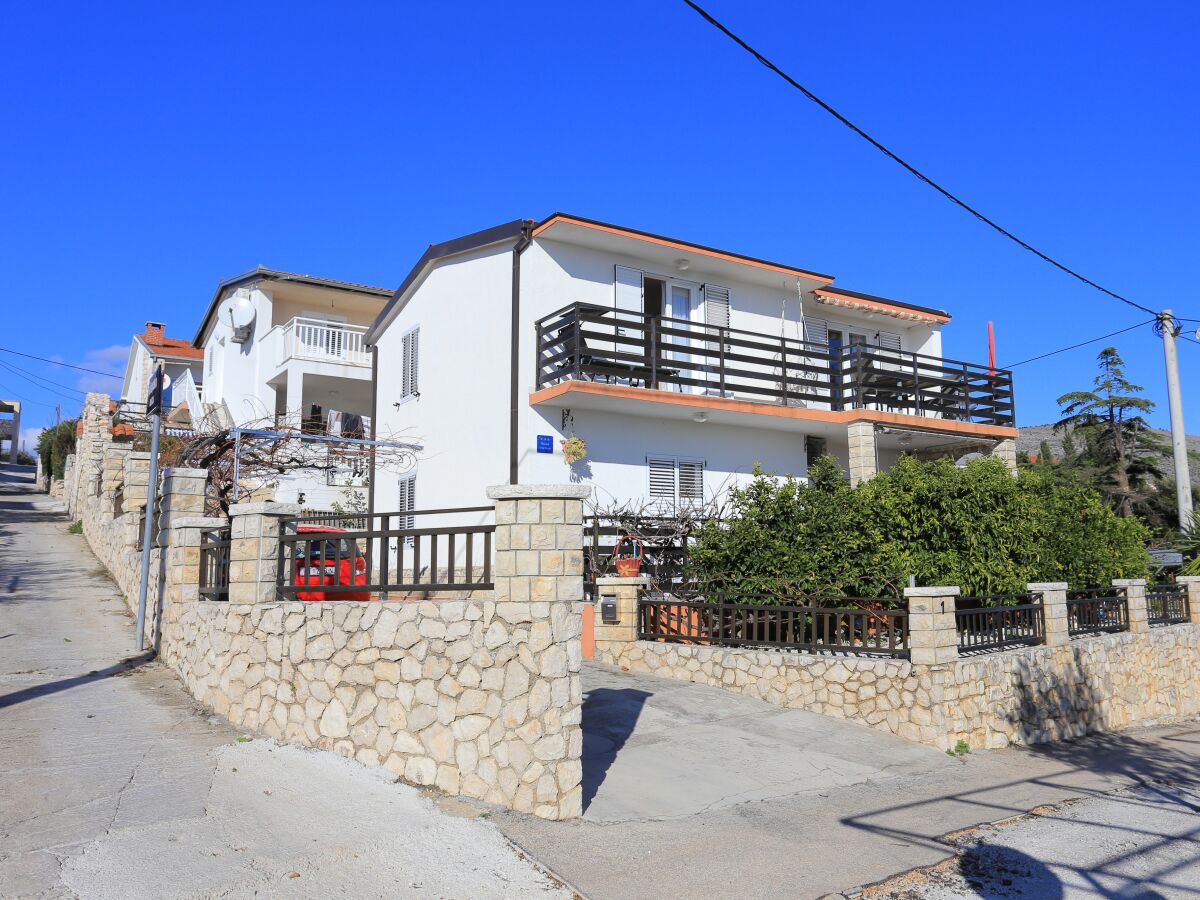 Apartment Two bedroom apartment near beach Seget Vranjica, Trogir A-6094-a - Outdoor photo 4