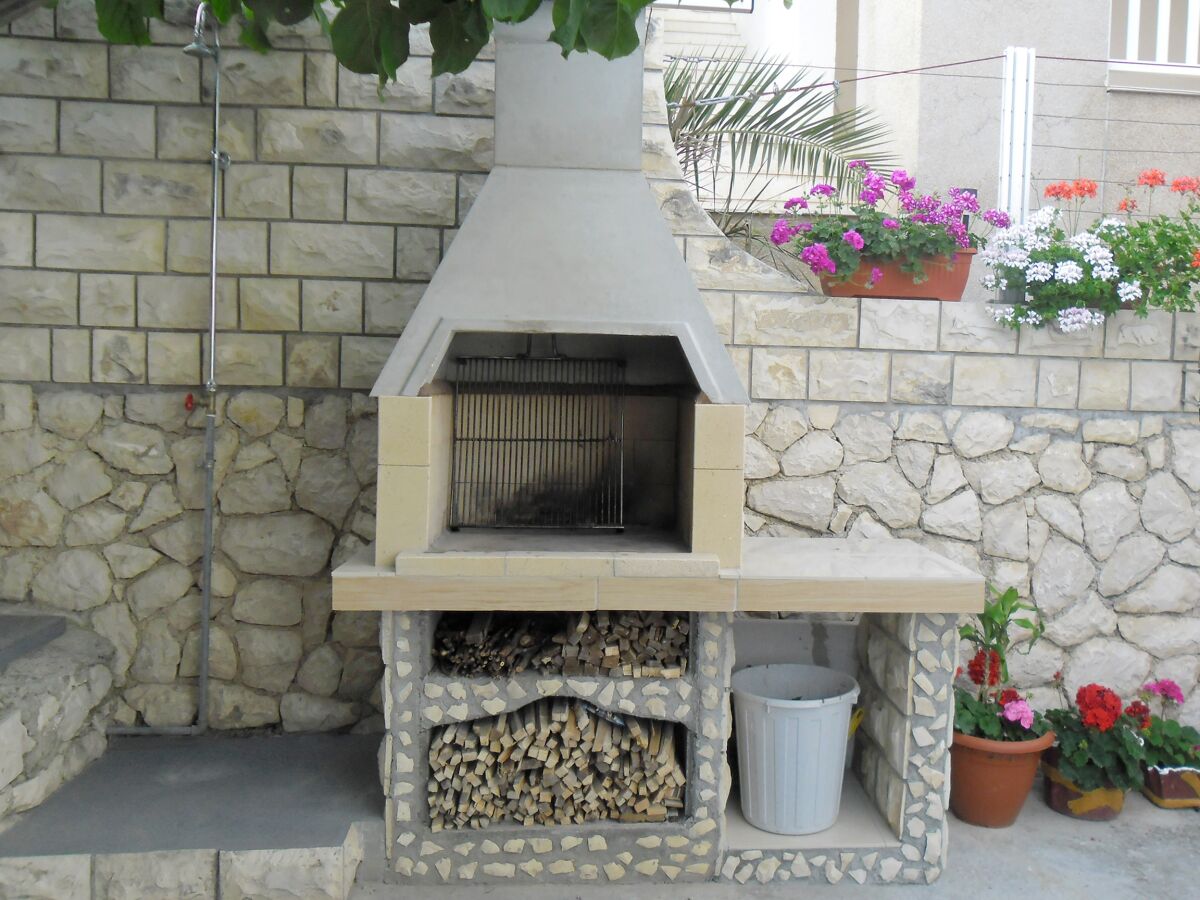 Apartment Two bedroom apartment near beach Seget Vranjica, Trogir A-6094-a - Outdoor photo 5