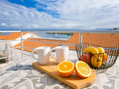 Apartment Two bedroom apartment with terrace and sea view Nečujam, Šolta A-5178-a - Outdoor photo 21