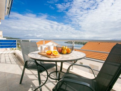 Apartment Two bedroom apartment with terrace and sea view Nečujam, Šolta A-5178-a - Outdoor photo 22