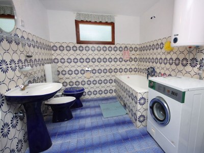 Apartment Three bedroom apartment near beach Nečujam, Šolta A-5186-a - Outdoor photo 24