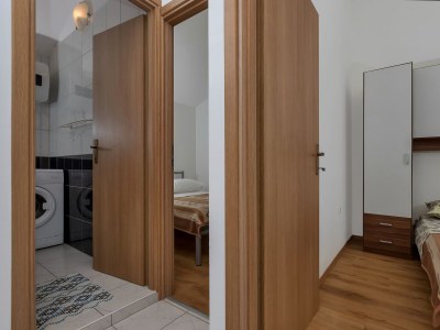 Apartment Three bedroom apartment near beach Cove Pokrivenik, Hvar A-5223-b - Outdoor photo 24