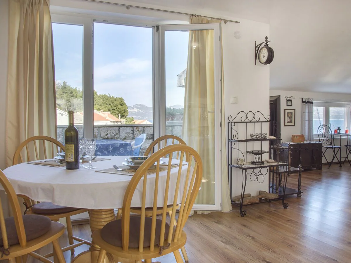 Apartment One bedroom apartment near beach Mali Iž, Iž A-6163-b