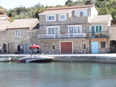 Apartment One bedroom apartment near beach Mali Iž, Iž A-6163-b - Outdoor photo 2