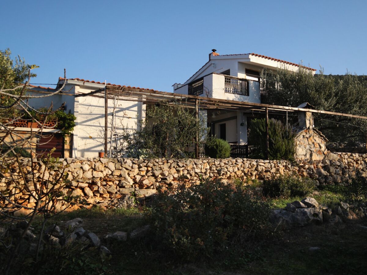 Apartment Two bedroom apartment with terrace and sea view Cove Pokrivenik, Hvar A-5224-a - Outdoor photo 4