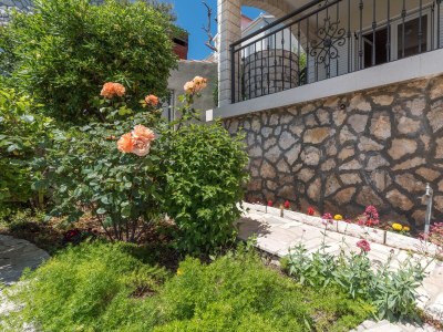 Apartment Three bedroom apartment near beach Rastići, Čiovo A-5233-a - Outdoor photo 8