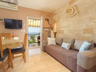 Apartment Two bedroom apartment near beach Rastići, Čiovo A-5234-c in Okrug Gornji - Apartment