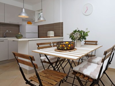 Apartment Three bedroom apartment with terrace Omišalj, Krk A-5298-a - Outdoor photo 13