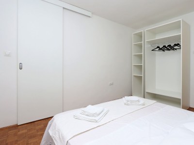 Apartment Three bedroom apartment with terrace Omišalj, Krk A-5298-a - Outdoor photo 23