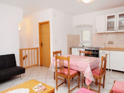 Apartment Two bedroom apartment with terrace and sea view Punat, Krk A-5329-a - Outdoor photo 9