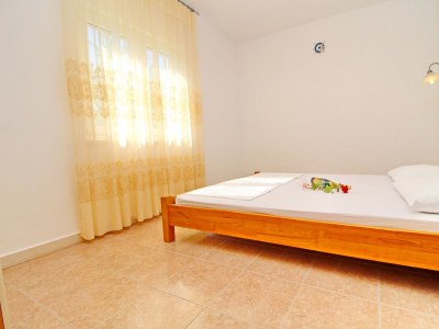 Apartment One bedroom apartment near beach Cove Rasohatica, Korčula A-5453-a - Outdoor photo 18