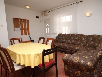 Apartment Two bedroom apartment with terrace Seline, Paklenica A-6604-a - Outdoor photo 7