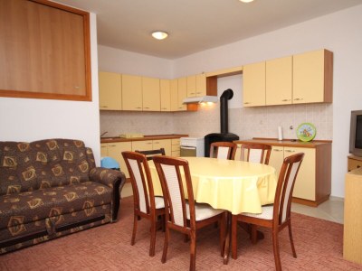 Apartment Two bedroom apartment with terrace Seline, Paklenica A-6604-a - Outdoor photo 8