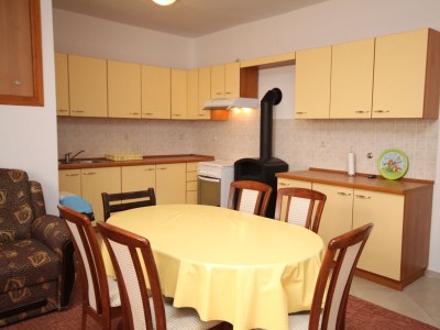 Apartment Two bedroom apartment with terrace Seline, Paklenica A-6604-a - Outdoor photo 11