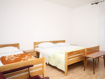 Apartment Two bedroom apartment with terrace Seline, Paklenica A-6604-a - Outdoor photo 12