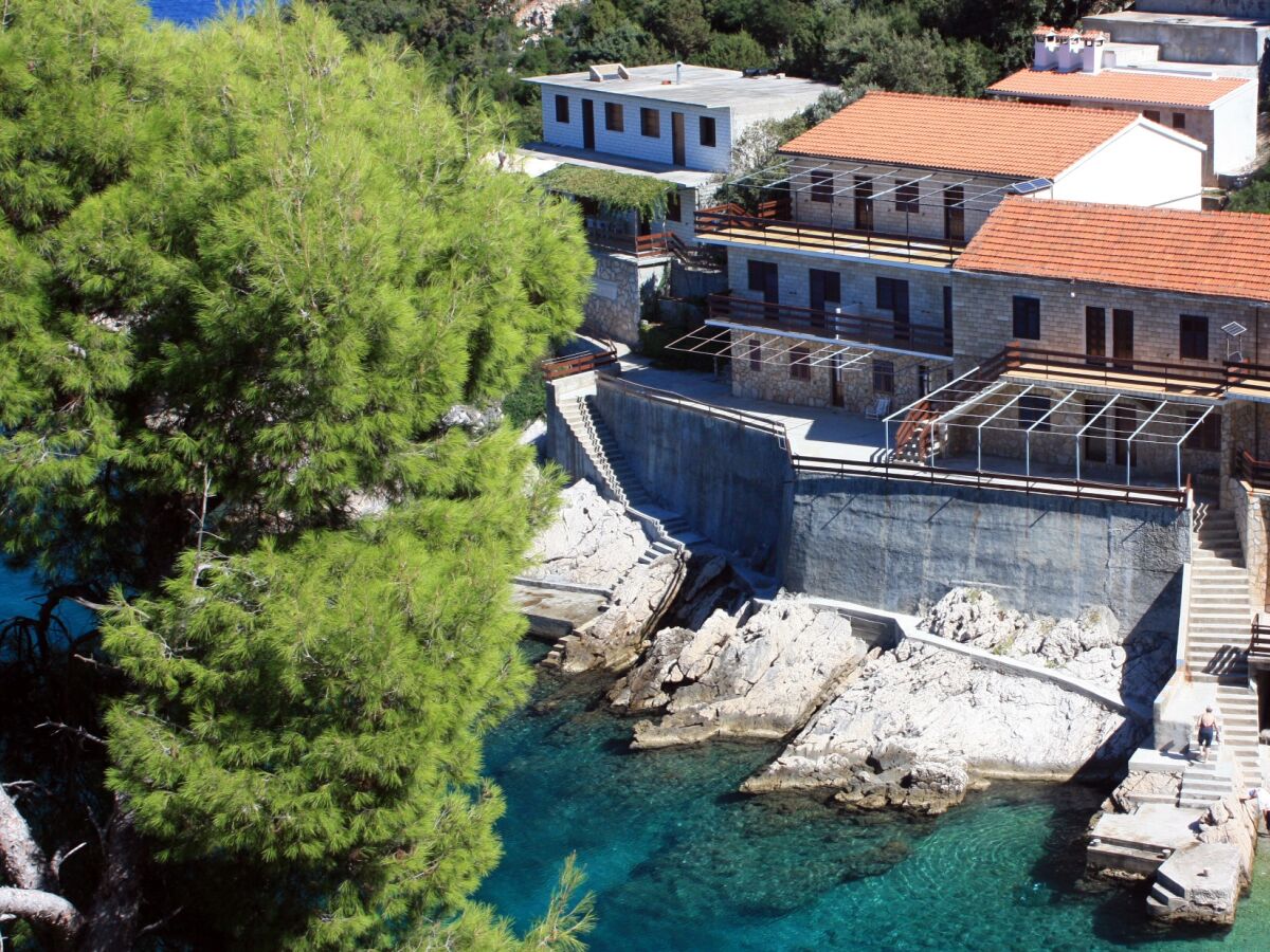 Apartment Three bedroom apartment near beach Cove Pobij, Hvar A-5633-a - Outdoor photo 2