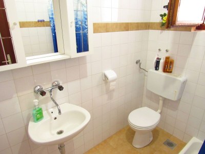 Apartment Three bedroom apartment near beach Cove Pobij, Hvar A-5633-a - Outdoor photo 23