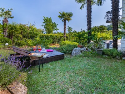 Apartment Three bedroom apartment with terrace and sea view Lovran, Opatija A-7837-a - Outdoor photo 3