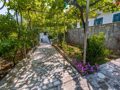 Apartment Three bedroom apartment with terrace and sea view Lovran, Opatija A-7837-a - Outdoor photo 22