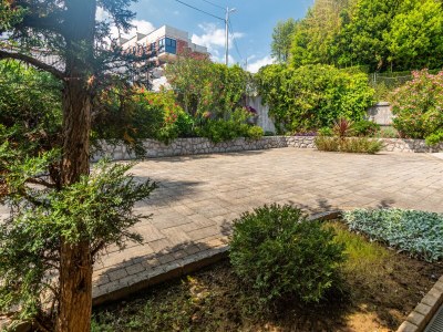 Apartment Three bedroom apartment with terrace and sea view Lovran, Opatija A-7837-a - Outdoor photo 31