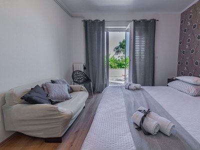 Apartment Three bedroom apartment with terrace and sea view Lovran, Opatija A-7837-a - Outdoor photo 50