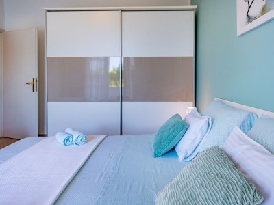 Apartment Three bedroom apartment with terrace and sea view Lovran, Opatija A-7837-a - Outdoor photo 66