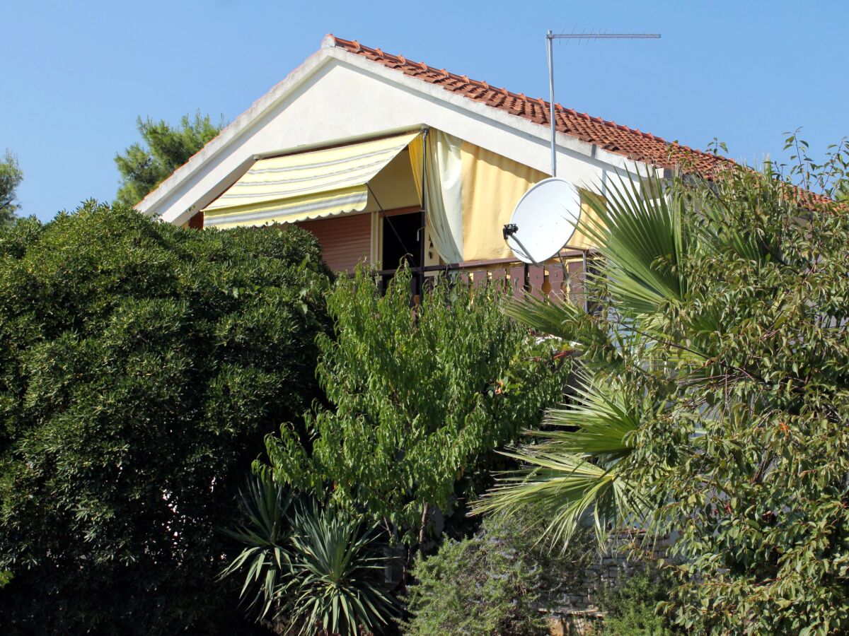 Apartment Apartments by the sea Basina, Hvar - 5700 - Outdoor photo 4