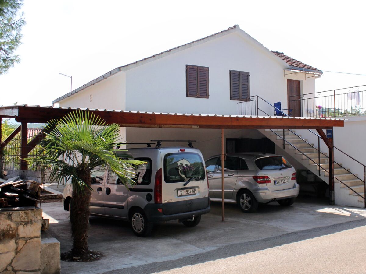 Apartment Apartments by the sea Basina, Hvar - 5700 - Outdoor photo 5