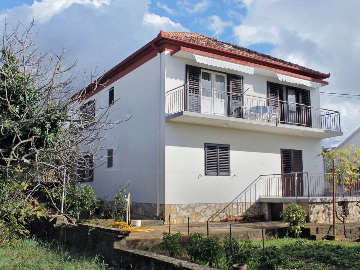 Apartment Two bedroom apartment with balcony and sea view Zadar - Diklo, Zadar A-5926-a - Outdoor photo 3