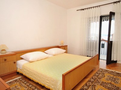 Apartment Two bedroom apartment with balcony and sea view Zadar - Diklo, Zadar A-5926-a - Outdoor photo 16