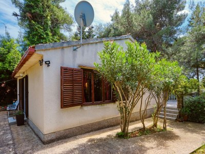 Holiday house Two bedroom house with terrace Artatore, Lošinj K-8005 in Mali Losinj - Holiday house