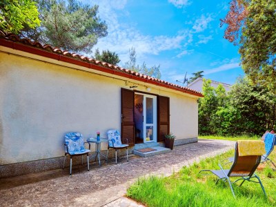 Holiday house Two bedroom house with terrace Artatore, Lošinj K-8005 - Outdoor photo 2