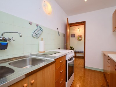 Holiday house Two bedroom house with terrace Artatore, Lošinj K-8005 - Outdoor photo 14