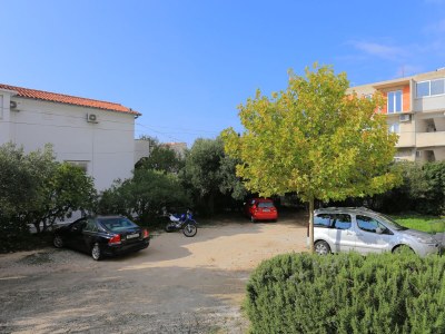 Apartment Two bedroom apartment with terrace Makarska A-5984-a - Outdoor photo 9