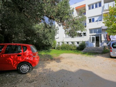 Apartment Two bedroom apartment with terrace Makarska A-5984-a - Outdoor photo 11