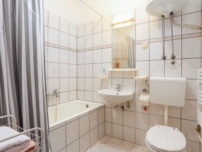 Apartment Two bedroom apartment with terrace Makarska A-5984-a - Outdoor photo 22