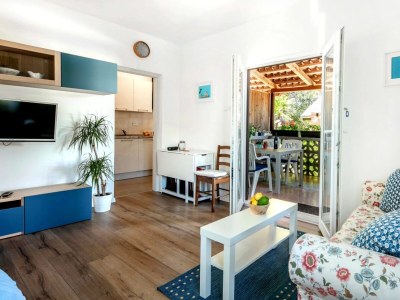 Apartment One bedroom apartment with terrace Artatore, Lošinj A-8020-a - Outdoor photo 11