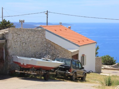 Holiday house Two bedroom house with terrace and sea view Ustrine, Cres K-8037 in Belej - Holiday house