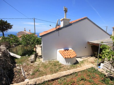 Holiday house Two bedroom house with terrace and sea view Ustrine, Cres K-8037 - Outdoor photo 2