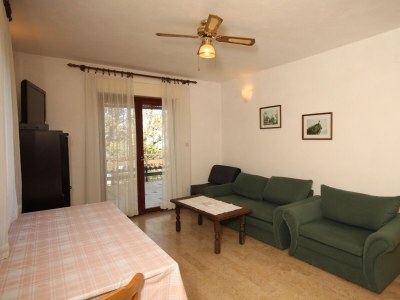 Apartment Three bedroom apartment near beach Cove Merašćica, Cres A-8071-a - Outdoor photo 11