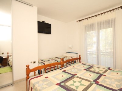 Apartment Three bedroom apartment near beach Cove Merašćica, Cres A-8071-a - Outdoor photo 17