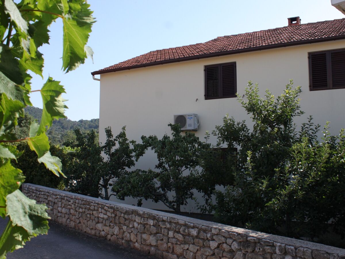 Apartment Studio flat with terrace Sali, Dugi otok AS-8136-a - Outdoor photo 3